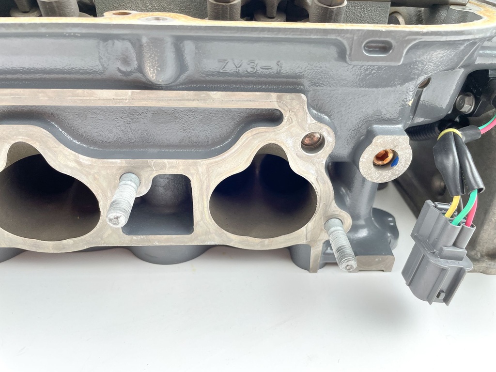 2003 Honda 200 HP 4 Stroke Outboard Port Cylinder Head 12210-ZY3-010ZA OEM