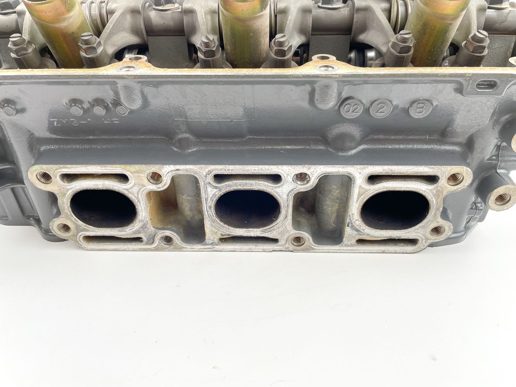 2003 Honda 200 HP 4 Stroke Outboard Port Cylinder Head 12210-ZY3-010ZA OEM