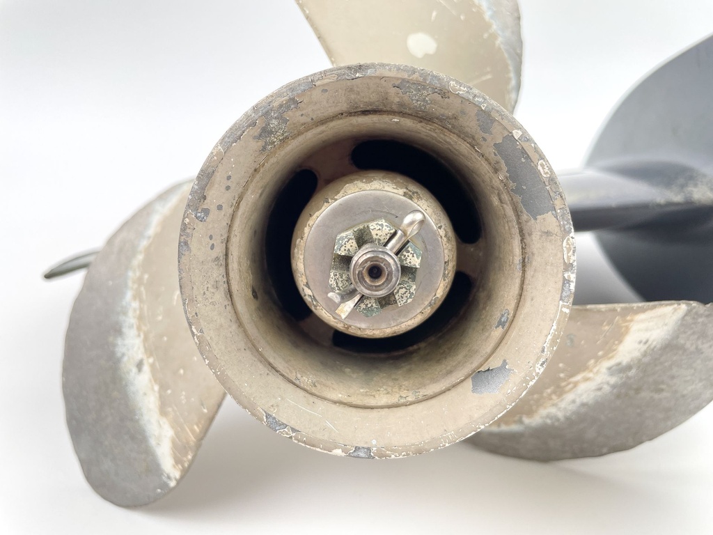 1998 Yamaha 15 HP 4 Stroke Outboard Lower Unit Gear Case 66M-45300-10-4D OEM