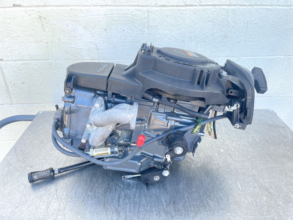 1998 Yamaha 15 HP 4 Stroke Outboard Powerhead 66M-W009B-00-4D OEM