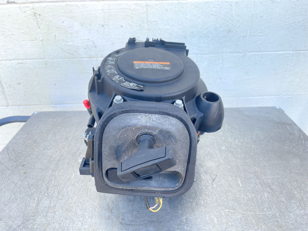 1998 Yamaha 15 HP 4 Stroke Outboard Powerhead 66M-W009B-00-4D OEM
