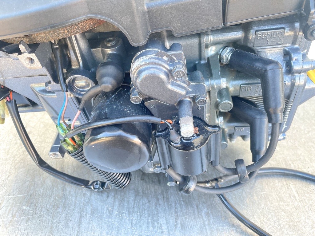 1998 Yamaha 15 HP 4 Stroke Outboard Powerhead 66M-W009B-00-4D OEM