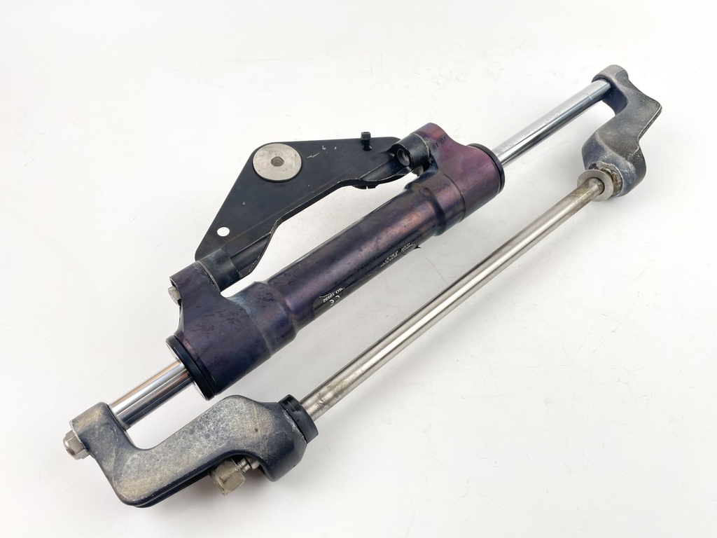 SeaStar Front Mount Outboard Hydraulic Steering Cylinder Assembly Ram HC5345