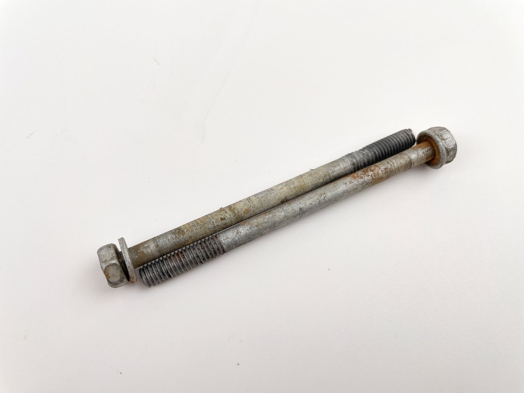 2001 Yamaha 6 HP 4 Stroke Outboard Carburetor 68R-14301-10-00 OEM