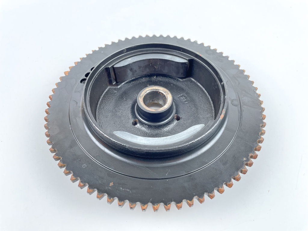 1999 Johnson 25 HP 2 Stroke Outboard Flywheel 0585158 OEM