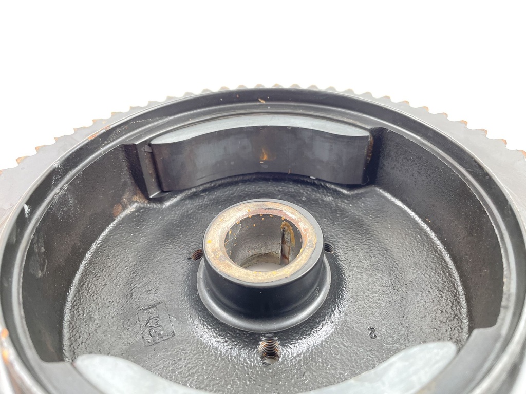 1999 Johnson 25 HP 2 Stroke Outboard Flywheel 0585158 OEM