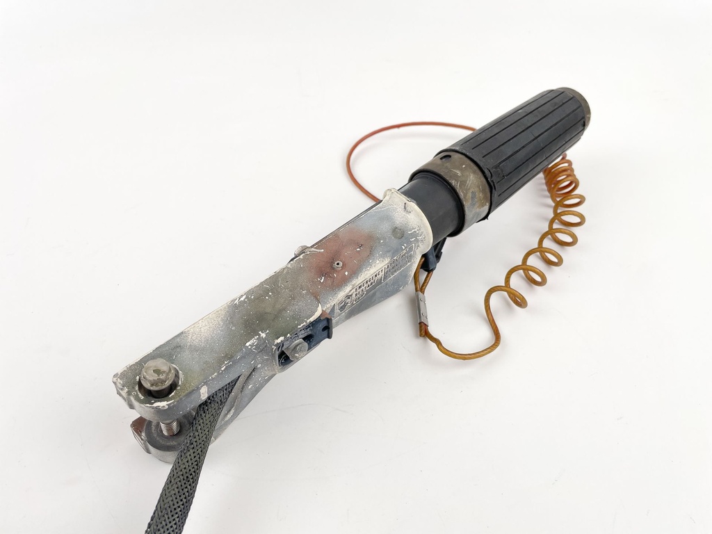 2002 Johnson 25 HP 2 Stroke Outboard Tiller Steering Handle 0434094 OEM