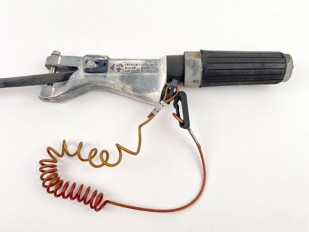 2002 Johnson 25 HP 2 Stroke Outboard Tiller Steering Handle 0434094 OEM