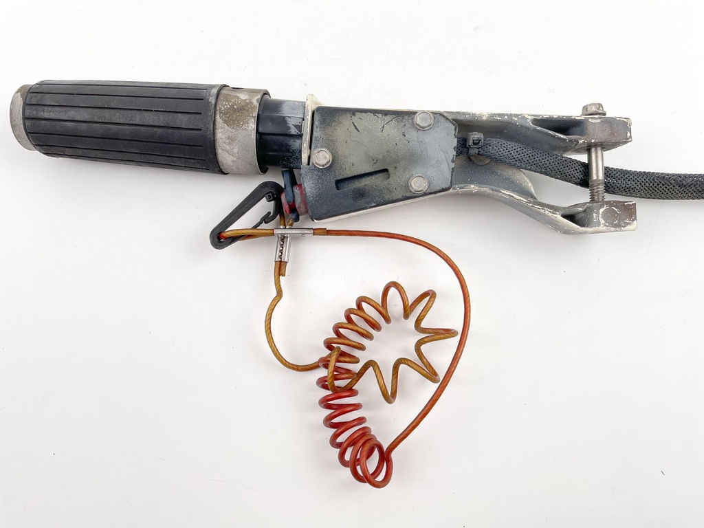 2002 Johnson 25 HP 2 Stroke Outboard Tiller Steering Handle 0434094 OEM