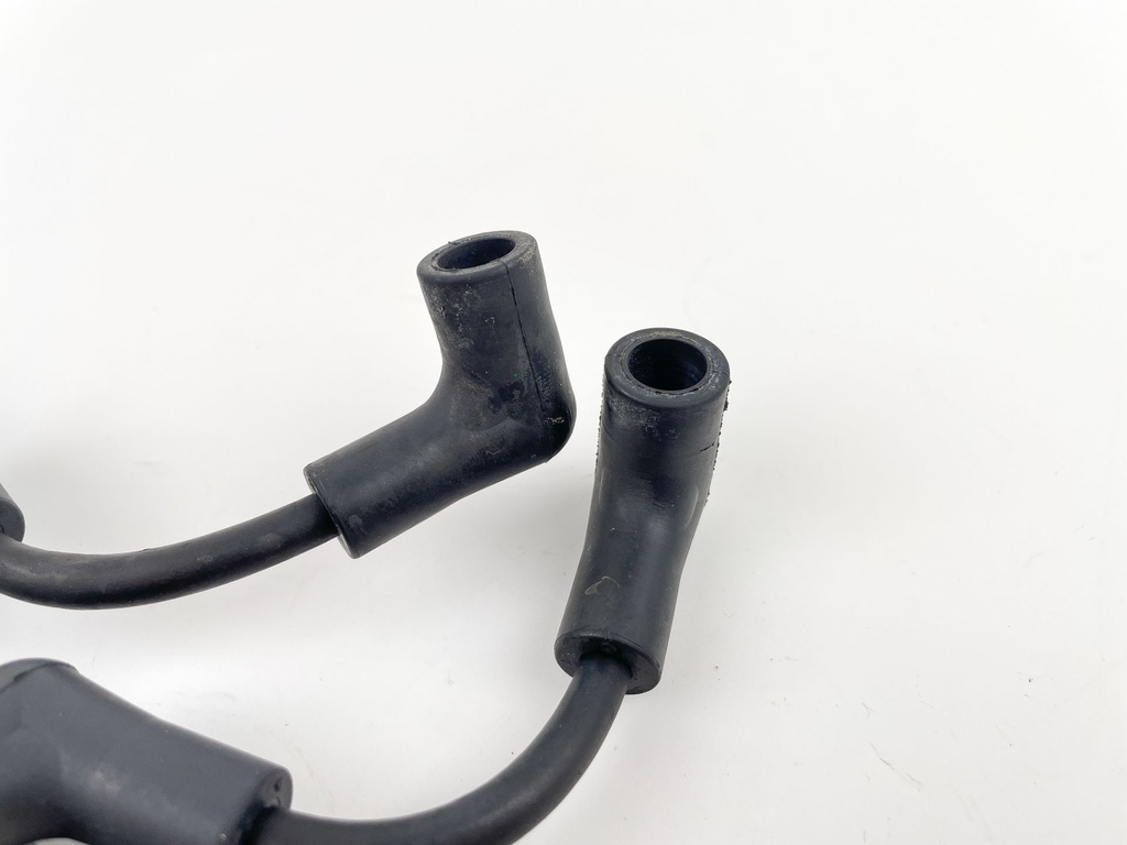 2002 Johnson 25 HP 2 Stroke Outboard Ignition Coil Set 0582508 OEM