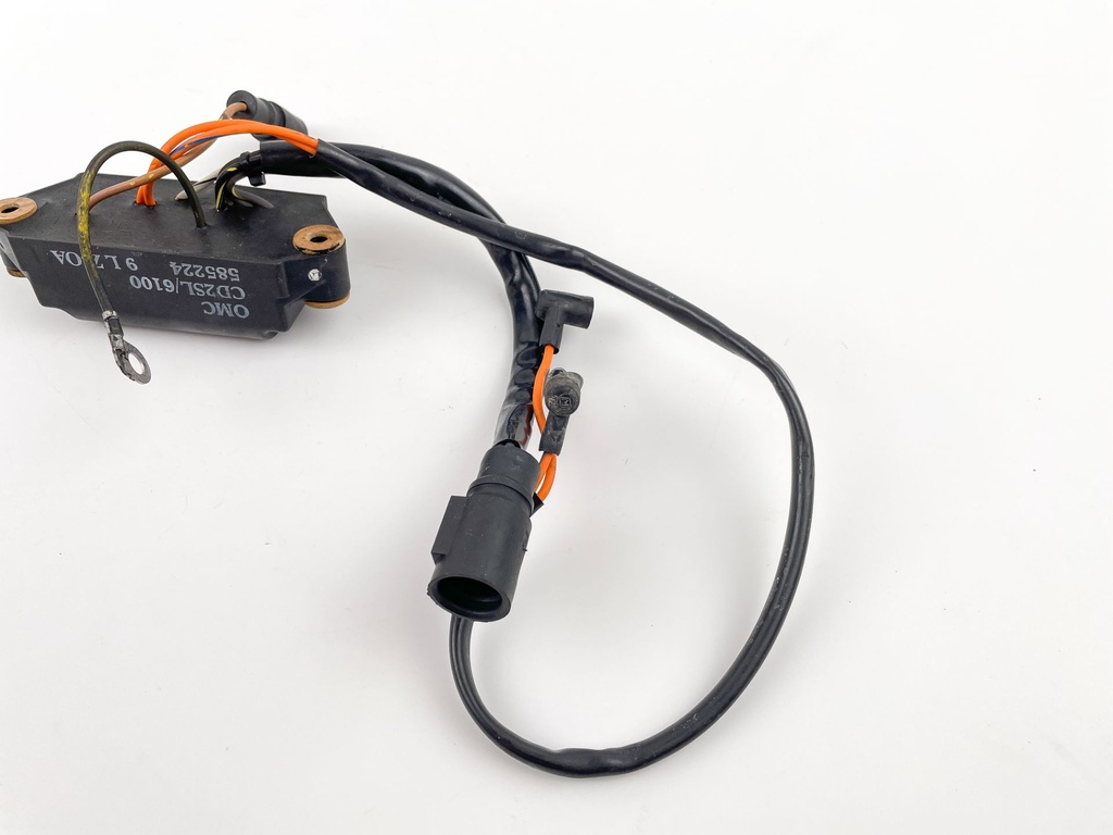 2002 Johnson 25 HP 2 Stroke Outboard Power Pack 0585224 OEM