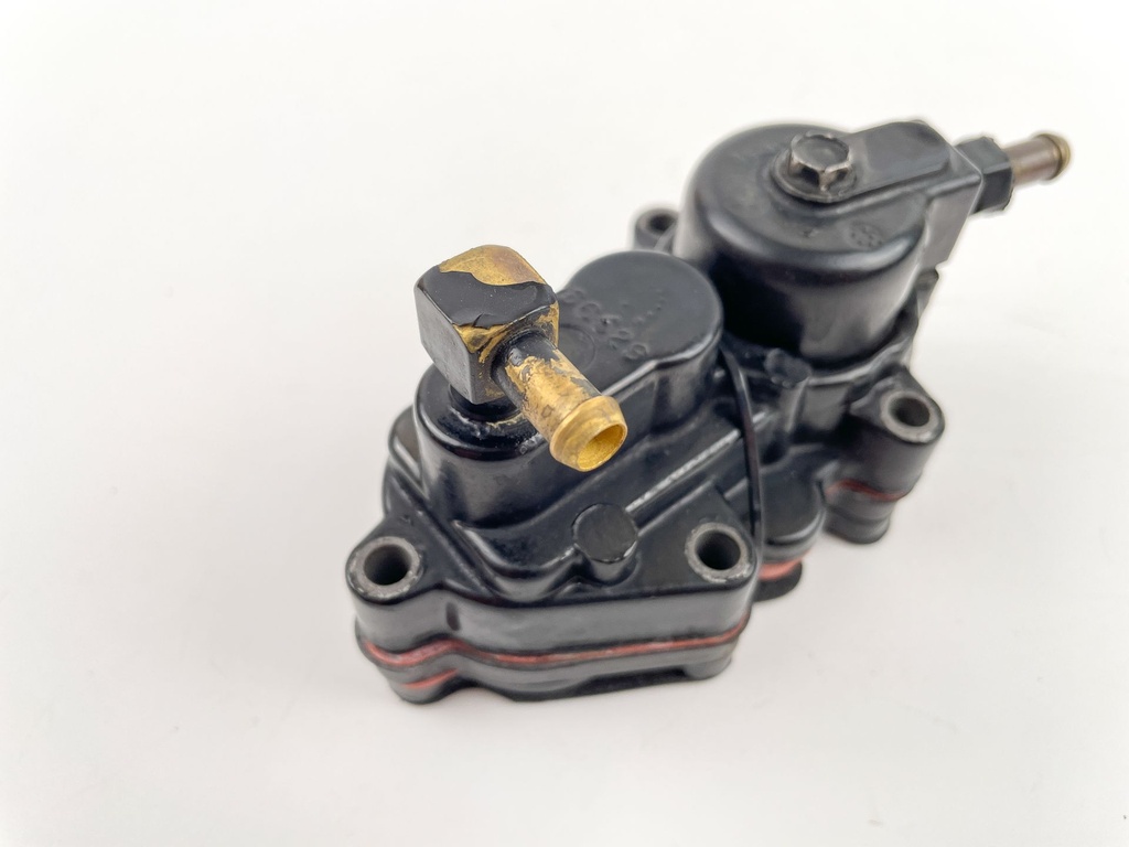 1984 Mercury 90 HP 2 Stroke Outboard Fuel Pump 13527A1 OEM