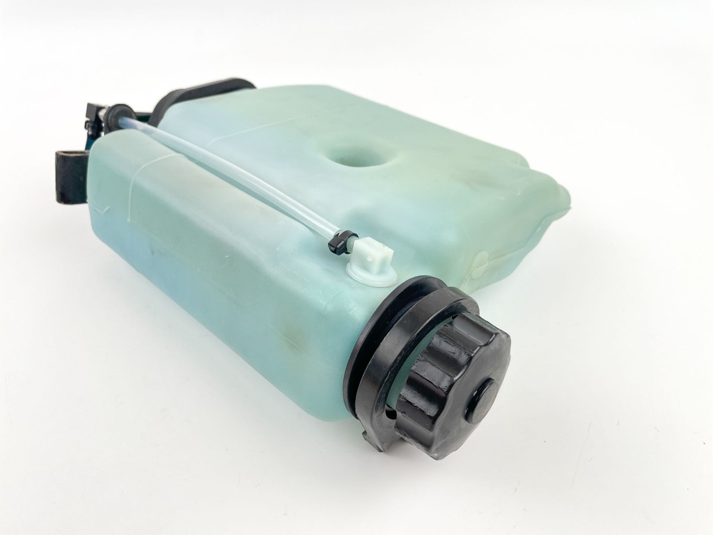 1989 Mercury 70 HP 2 Stroke Outboard Oil Tank 8627A6 OEM