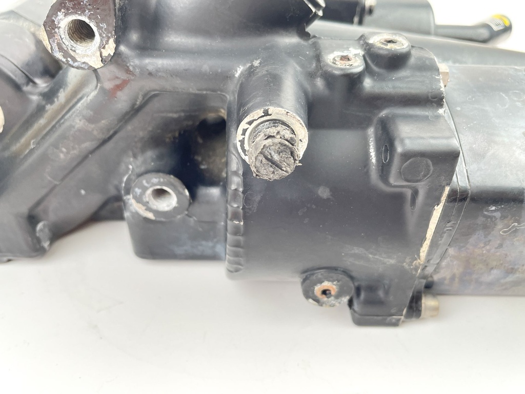 Mercury Mariner 70 75 80 90 115 150 175 200 HP 2 Stroke Outboard Trim Tilt Unit