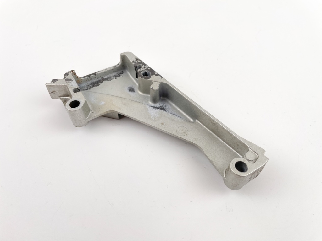 2004 Honda 130 HP 4 Stroke Outboard Cable Cover Plate 40151-ZW5-000ZA OEM