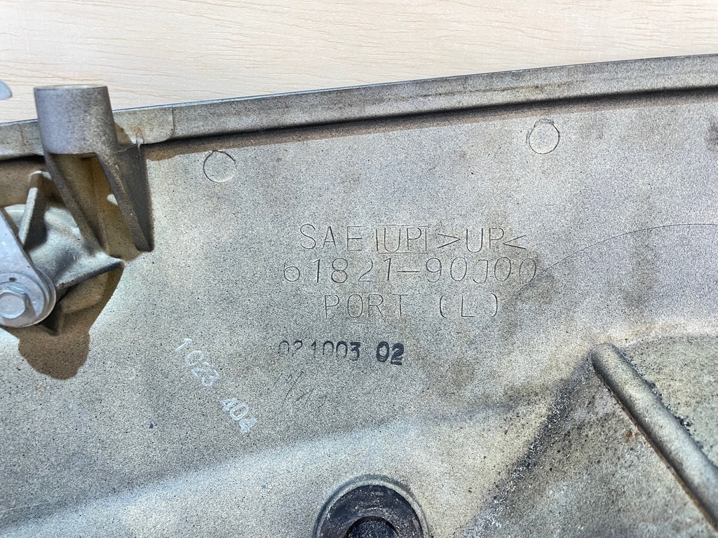 2003 Suzuki 140HP DF140 Port Side Cover Lower Pan 61820-90J11-0EP