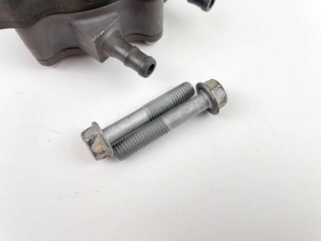 2004 Honda 130 HP 4 Stroke Outboard Fuel Pump 16700-ZW5-004 OEM