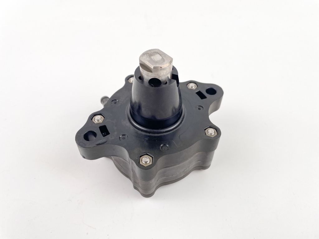 2004 Honda 130 HP 4 Stroke Outboard Fuel Pump 16700-ZW5-004 OEM