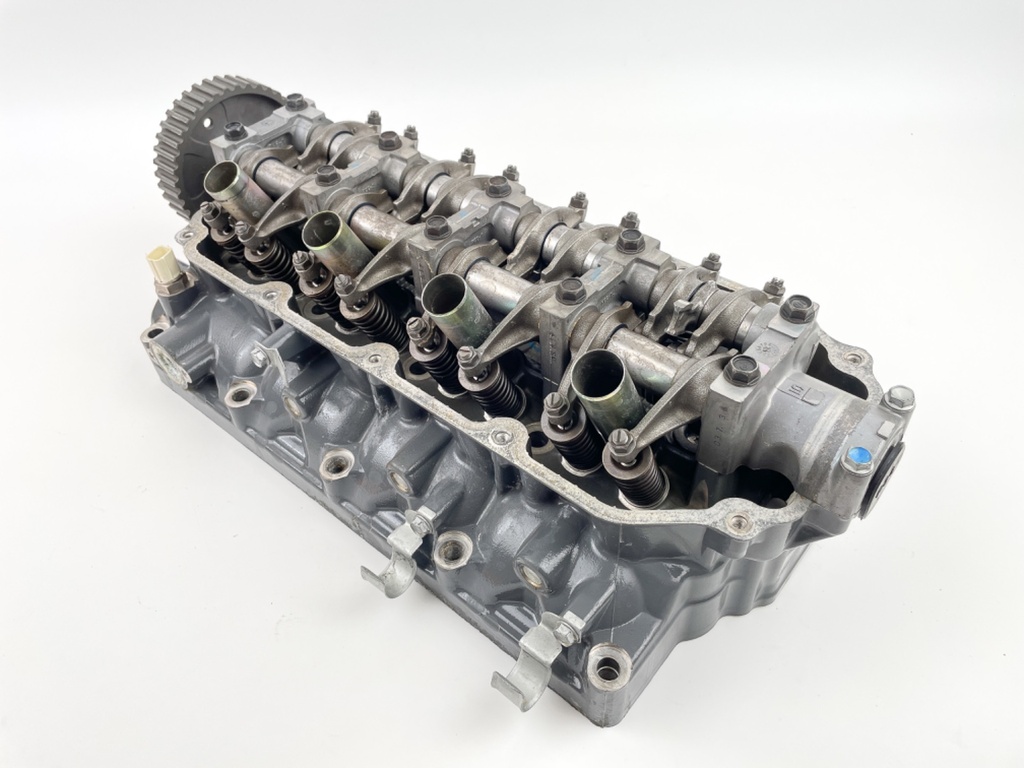 2004 Honda 130 HP 4 Stroke Outboard Cylinder Head 12215-ZW5-010ZA OEM