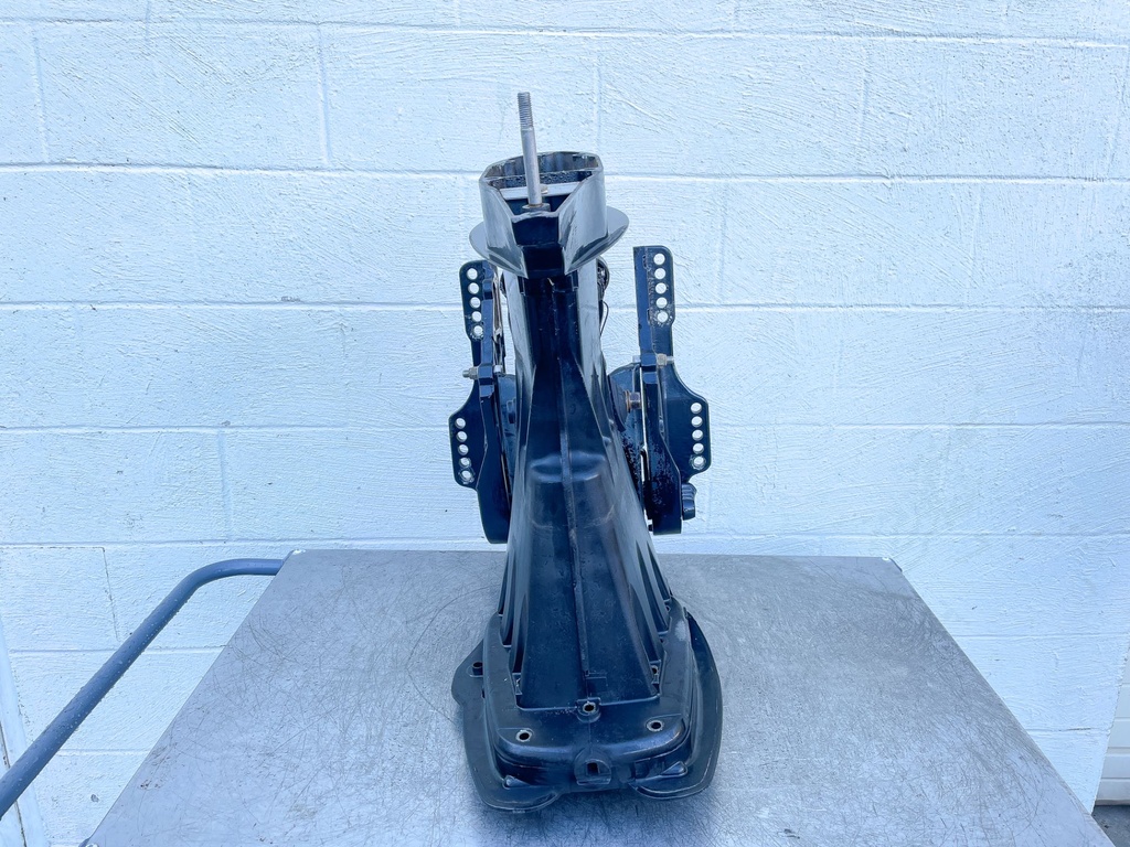 2018 Mercury 60 HP 4 Stroke Outboard Complete Midsection & Swivel Bracket 8M0118178 OEM