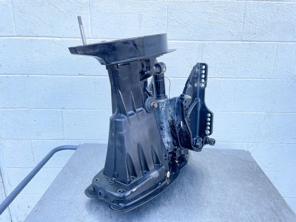 2018 Mercury 60 HP 4 Stroke Outboard Complete Midsection & Swivel Bracket 8M0118178 OEM