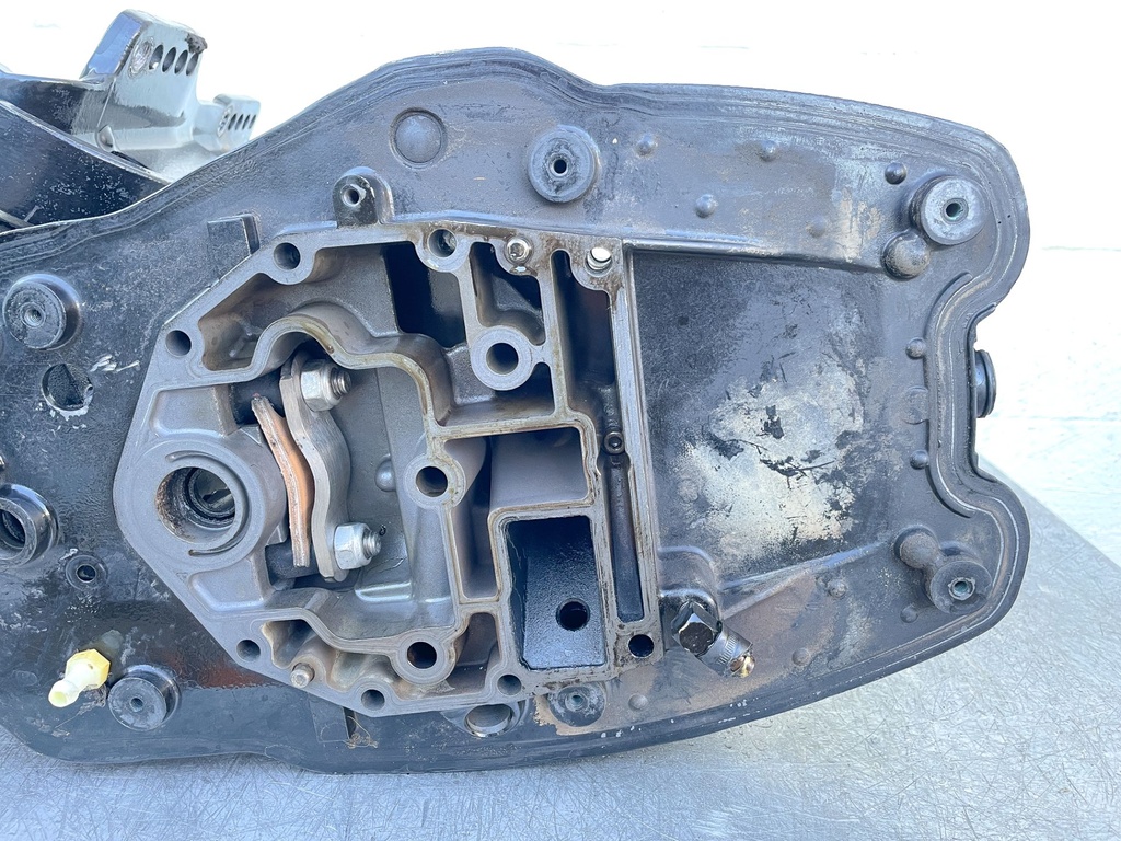 2018 Mercury 60 HP 4 Stroke Outboard Complete Midsection & Swivel Bracket 8M0118178 OEM