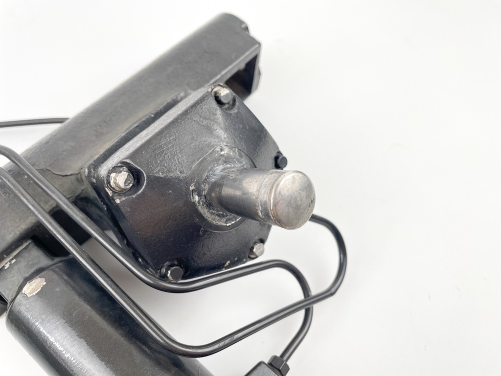 1994 Mercury 150 HP 2 Stroke Outboard Power Trim Tilt Unit 819762A-7 - For Repair