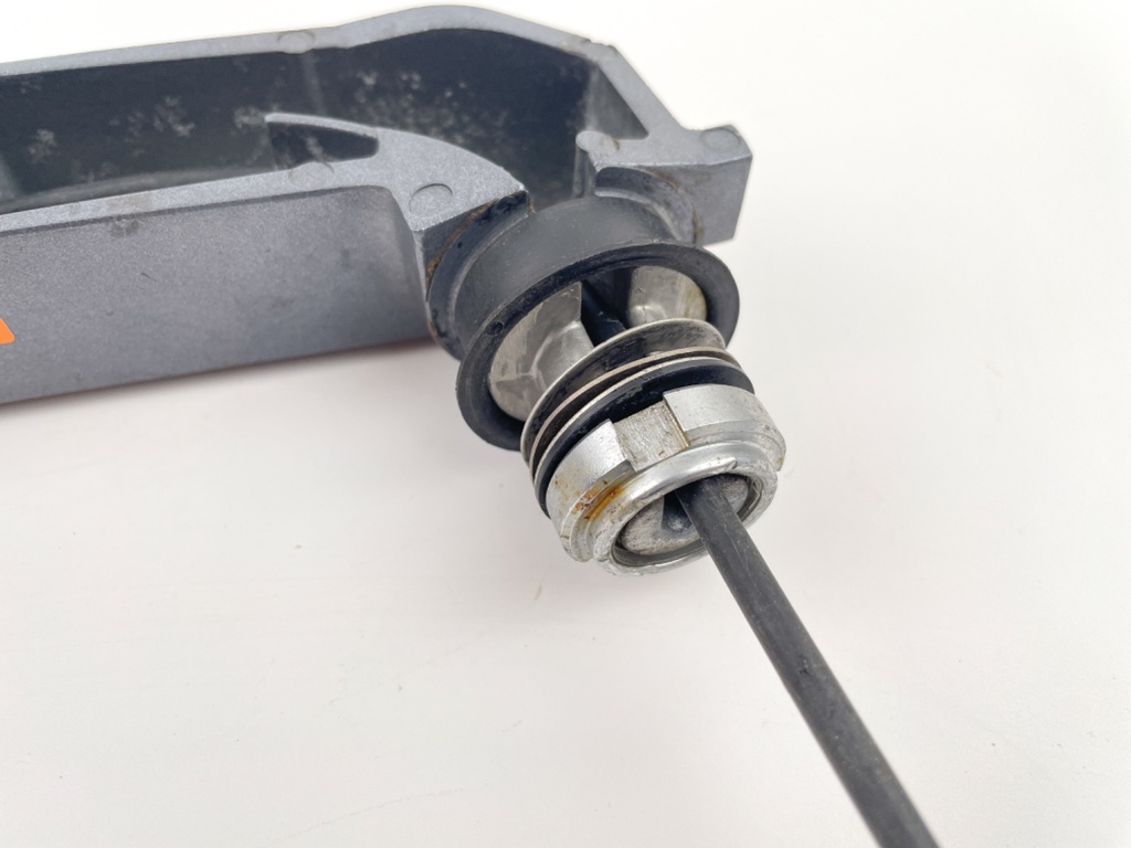 2001 Yamaha 9.9 HP 4 Stroke Outboard Tiller Steering Handle 6G9-42111-03-4D OEM