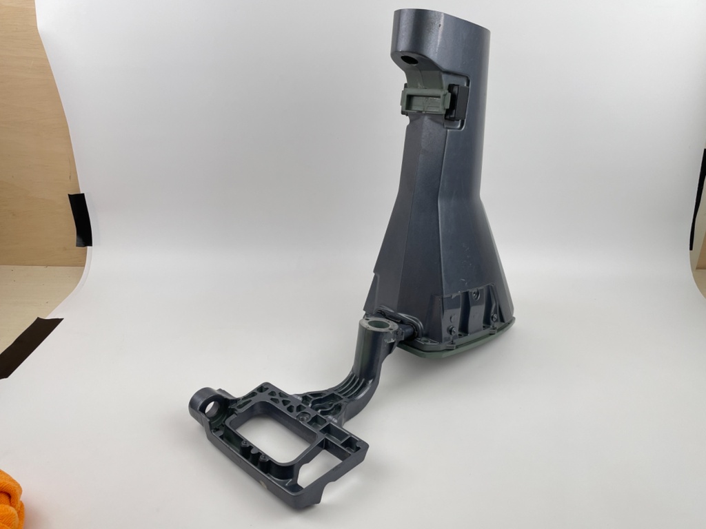 2001 Yamaha 9.9 HP 4 Stroke Outboard Upper Casing Midsection 6G8-45111-13-4D OEM