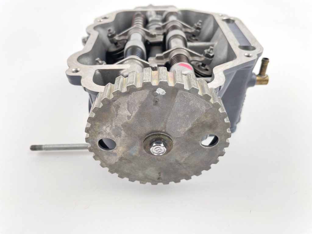 2001 Yamaha 9.9 HP 4 Stroke Outboard Cylinder Head 6G8-11111-03-1S OEM