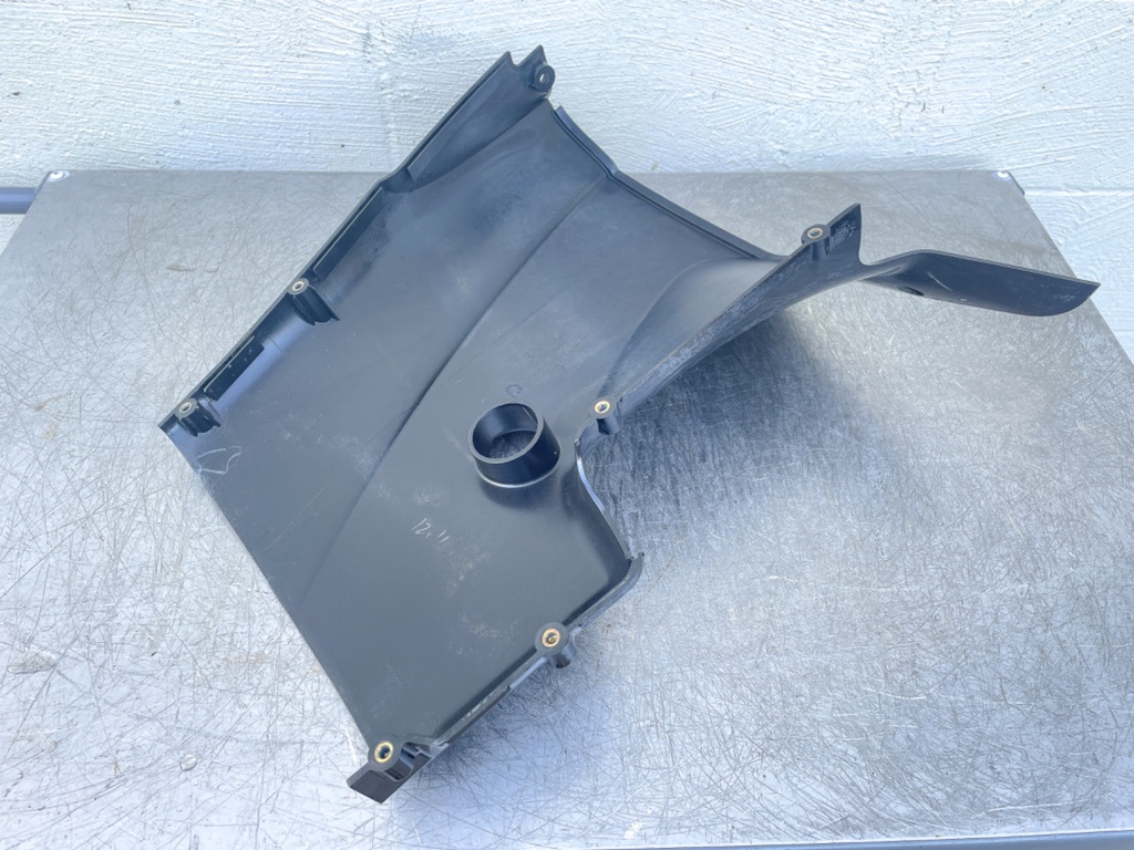 2018 Mercury 60 HP 4 Stroke Outboard Lower Apron Cowling Starboard 826278T08 OEM