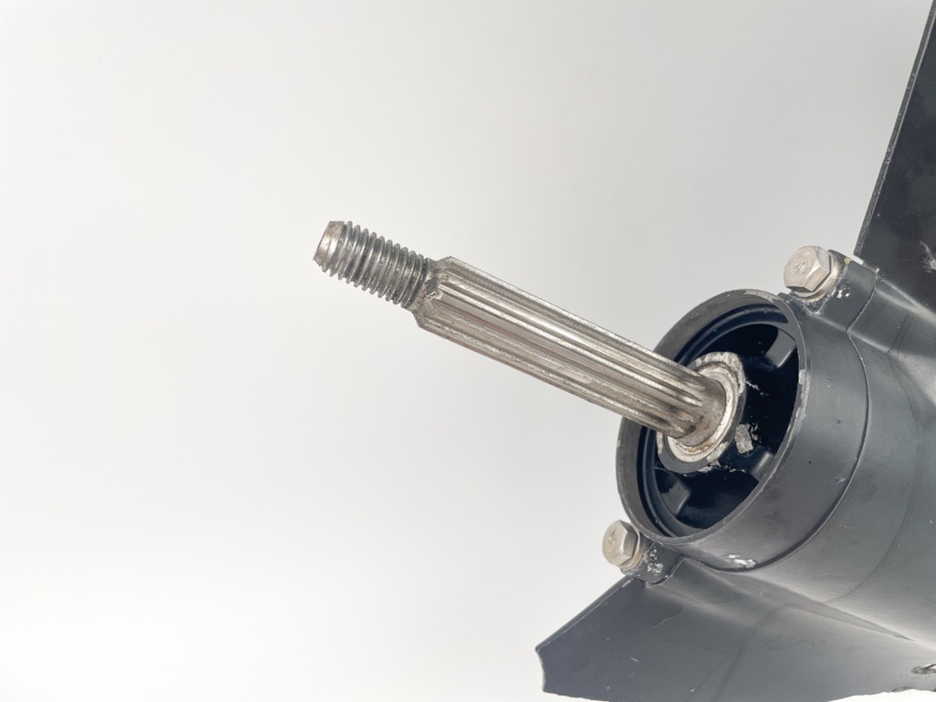 2002 Mercury 40 HP 2 Stroke Outboard 20" Long Lower Unit Gear Case 821306T6