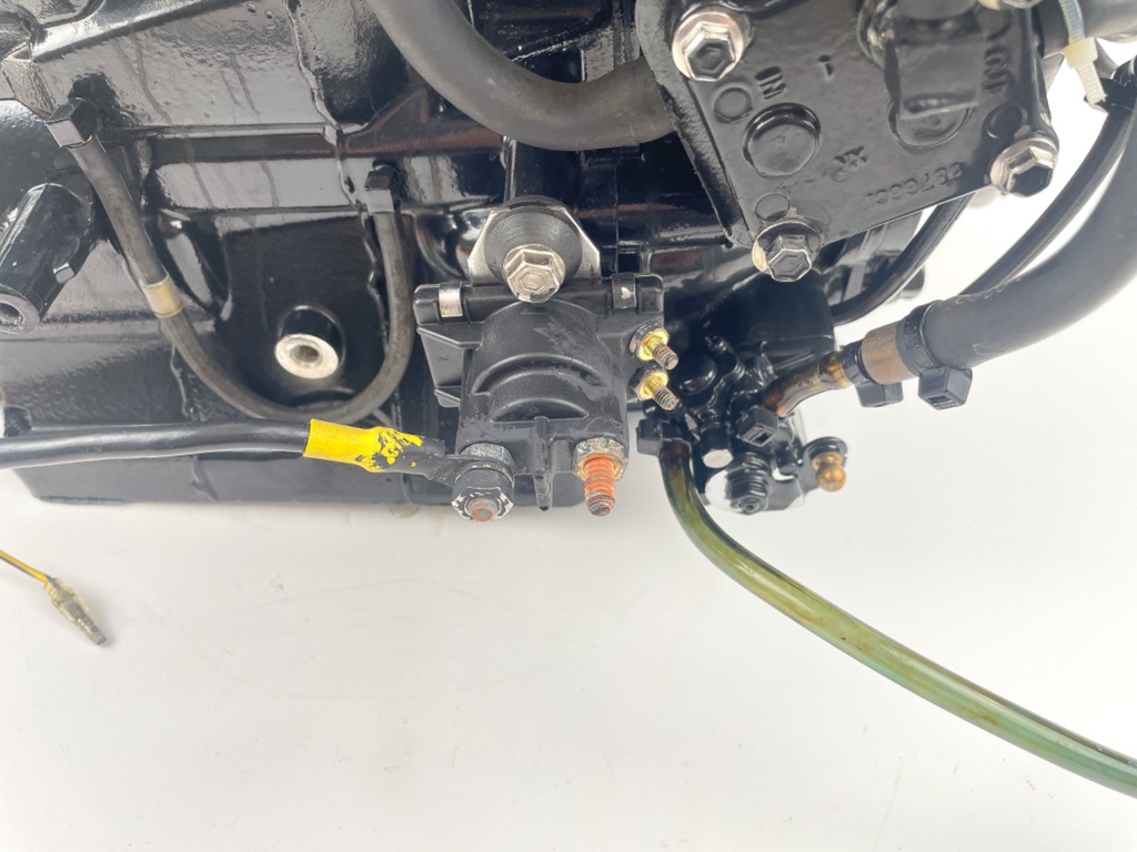 2002 Mercury 40 HP 2 Stroke Outboard Powerhead 8M0063311 - Test Ran