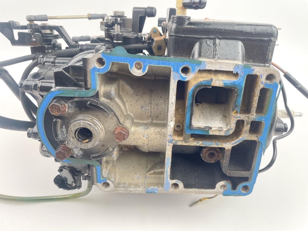 2002 Mercury 40 HP 2 Stroke Outboard Powerhead 8M0063311 - Test Ran