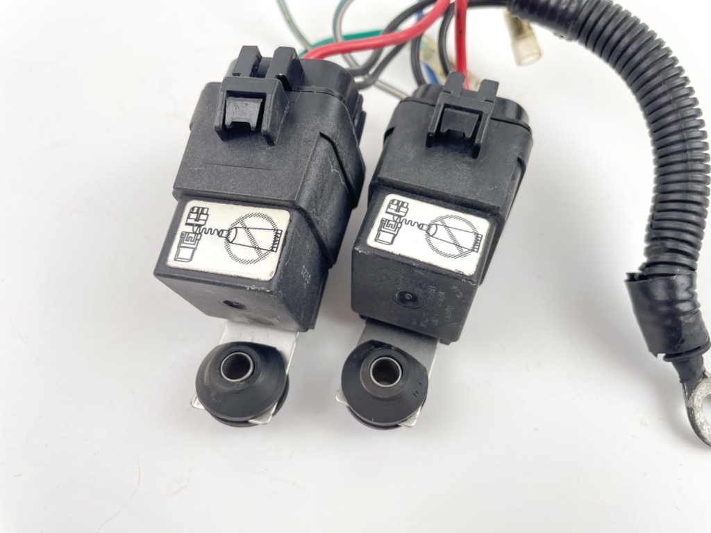 2002 Mercury 40 HP 2 Stroke Outboard Trim Relay Harness 826802A9 OEM