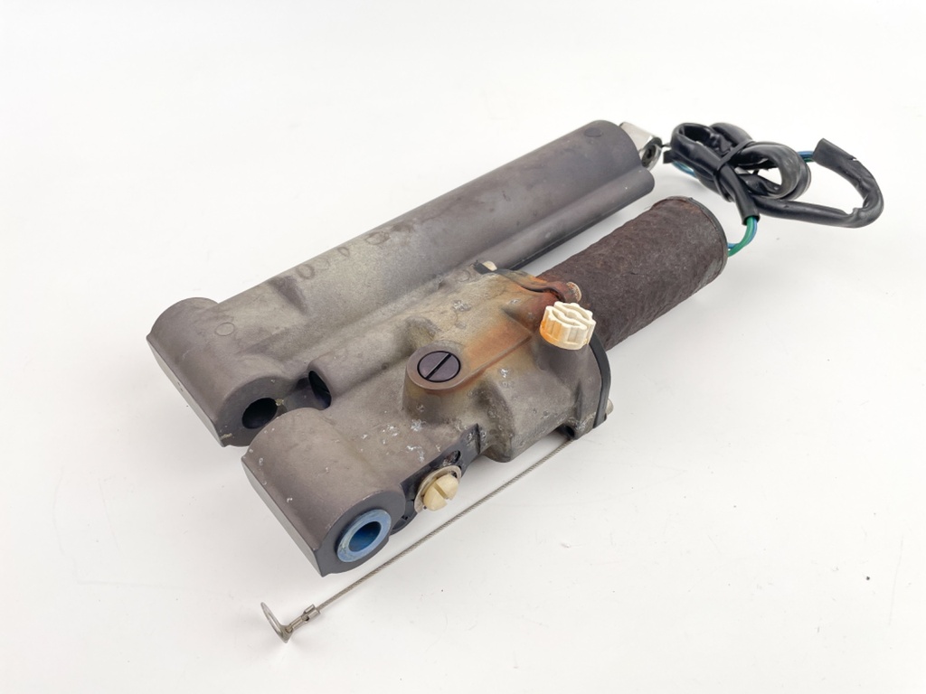 2002 Mercury 40 HP 2 Stroke Outboard Power Trim Tilt Unit 822344T5 OEM