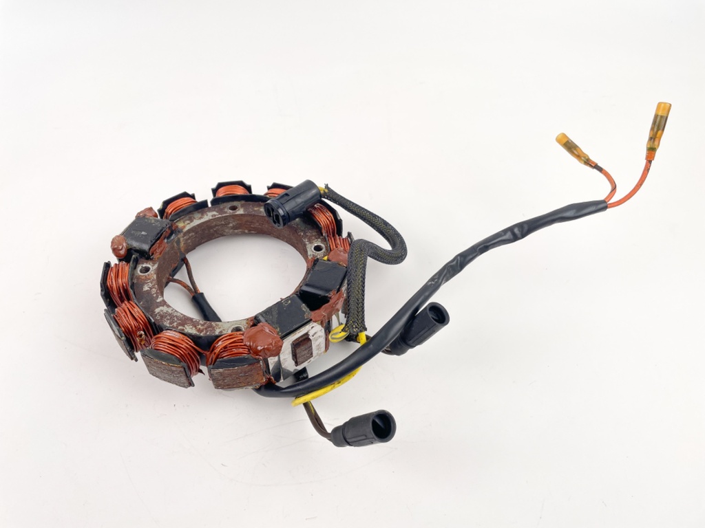 1997 Johnson 200 HP 2 Stroke Outboard Stator Assembly 0584643 OEM