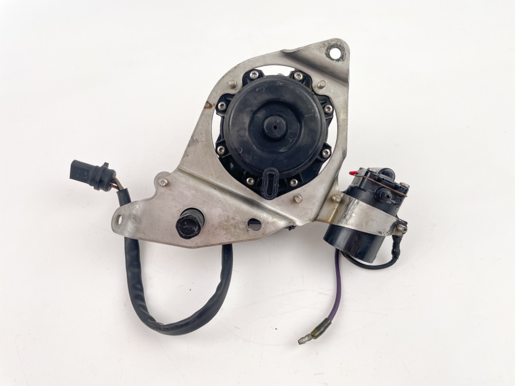 1997 Johnson 200 HP Outboard 2 Stroke Fuel Pump VRO 438400 0438400