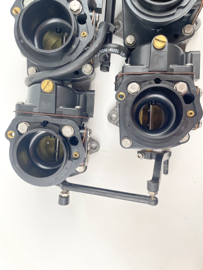 1997 Johnson 200 HP 2 Stroke Outboard Carburetor Set 0437323 OEM