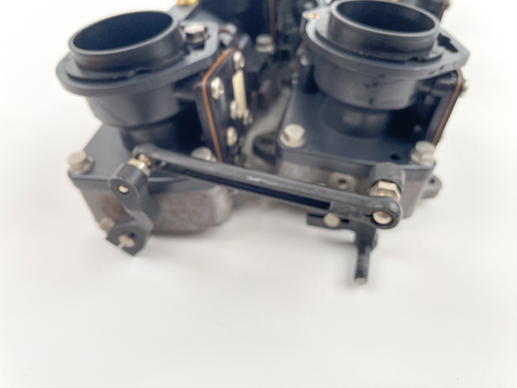 1997 Johnson 200 HP 2 Stroke Outboard Carburetor Set 0437323 OEM