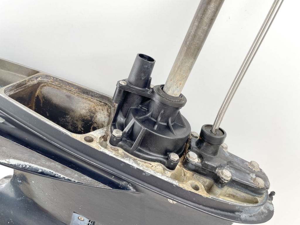 5004632 Evinrude Johnson 1995-2005 20" Lower Unit Gear Case V4 90 115 HP