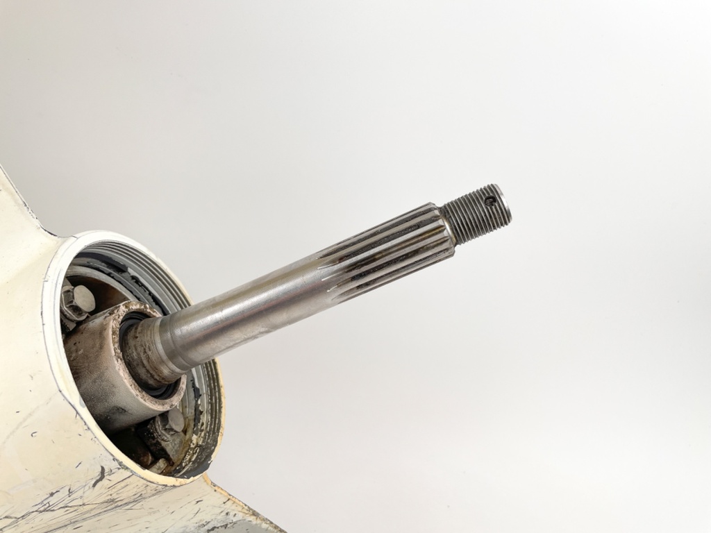 93-2005 Evinrude Johnson 150 175 HP Outboard 20" Lower Unit Gear Case 5009308