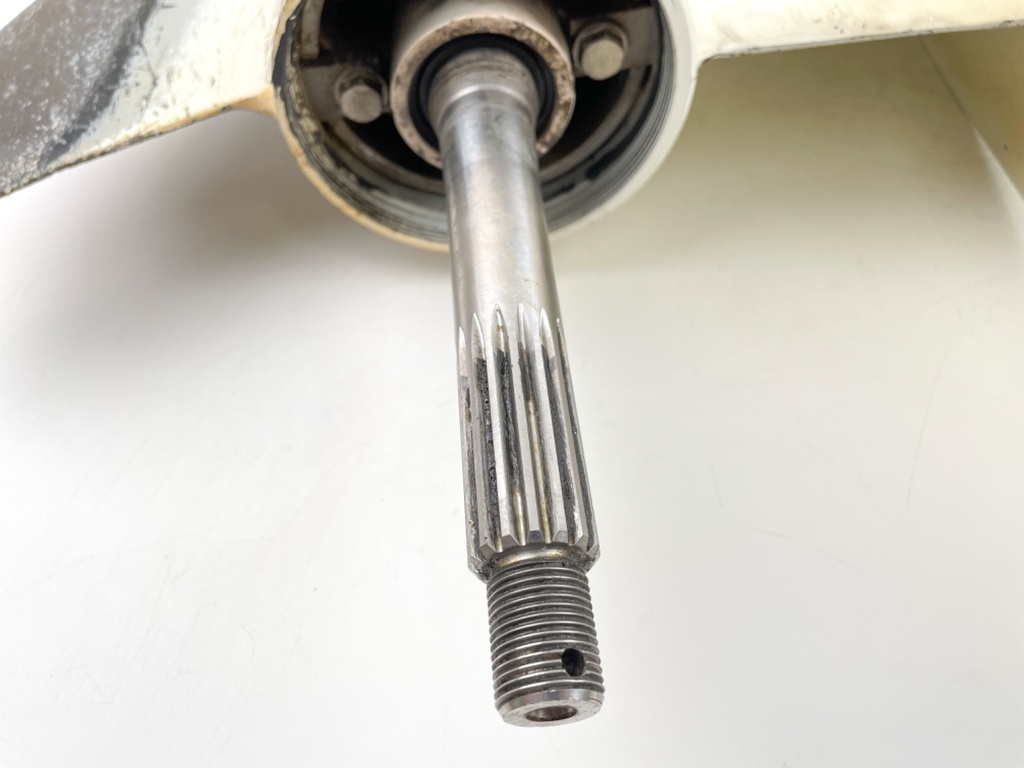 93-2005 Evinrude Johnson 150 175 HP Outboard 20" Lower Unit Gear Case 5009308