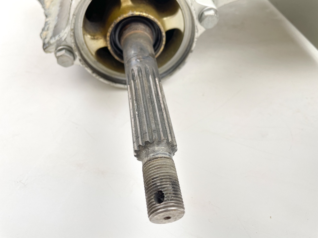 1999 - 2006 Honda 115 130HP 20" L Lower Unit Gear Case Assembly Standard Rotation