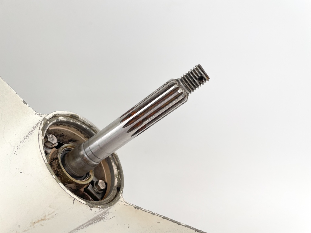 89 - 92 Johnson Evinrude 40 50 HP 2 Stroke Outboard 20" Lower Unit Gear Case 0435277