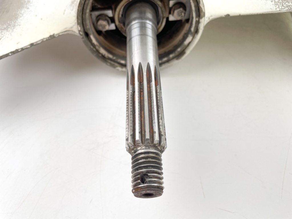 89 - 92 Johnson Evinrude 40 50 HP 2 Stroke Outboard 20" Lower Unit Gear Case 0435277