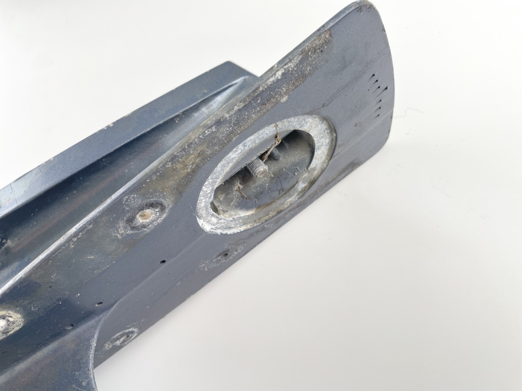 2004 + Yamaha 150HP 4 Stroke 25" Shaft Lower Unit Gear Case 63P-45300-17-8D RH