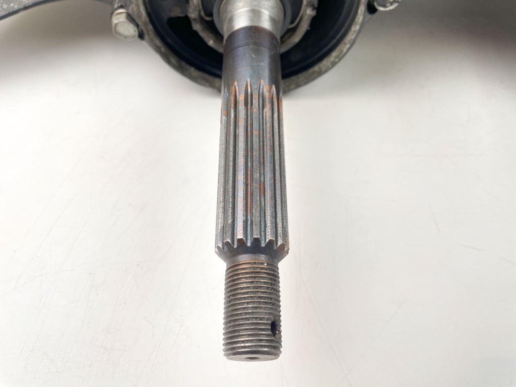 02-2011 Suzuki DF 115 140 HP 20" L Lower Unit Gear Case Standard Rotation