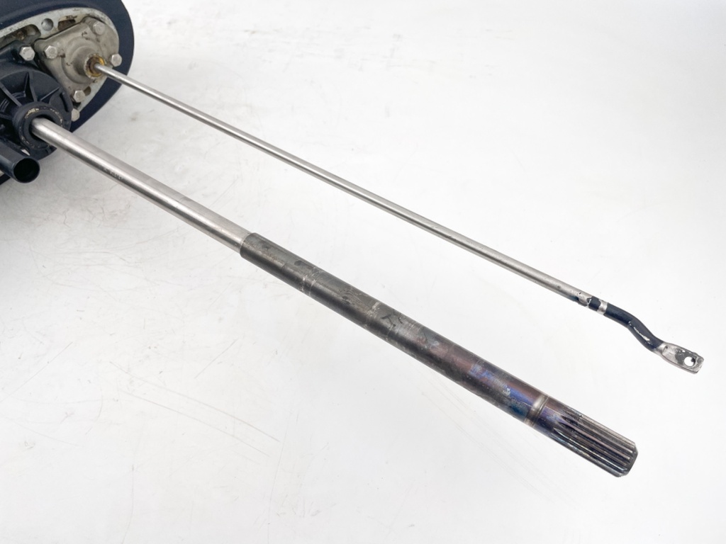 Johnson Evinrude 60 70 HP 2 Stroke Outboard 20" Lower Unit 3 Cyl 1989-2001