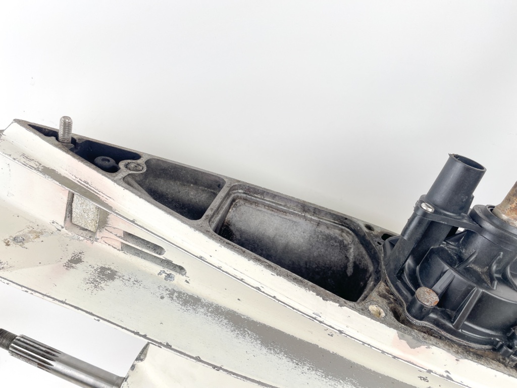 1989 Johnson 140 HP 2 Stroke Outboard 25" XL Lower Unit Gear Case 0434429 OEM